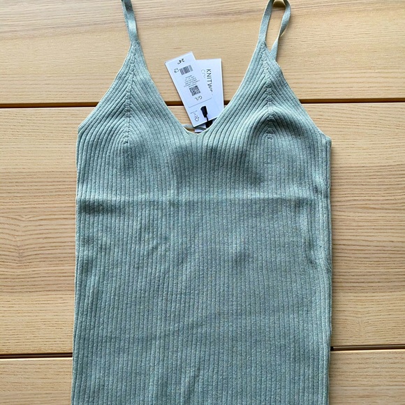 Dynamite Tops - BNWT DYNAMITE RIBBED STRETCH CAMI